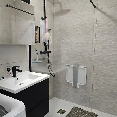 La Louisiane 2 Pieces Rez-de-jardin Piscine Apartmán